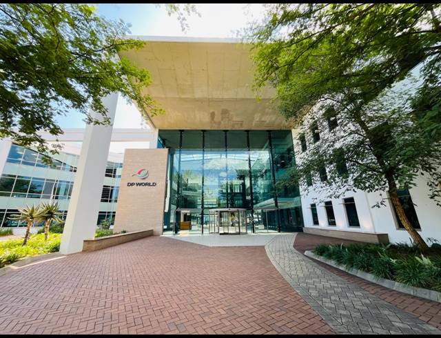 1,700M² OFFICE TO LET IN WATERFALL